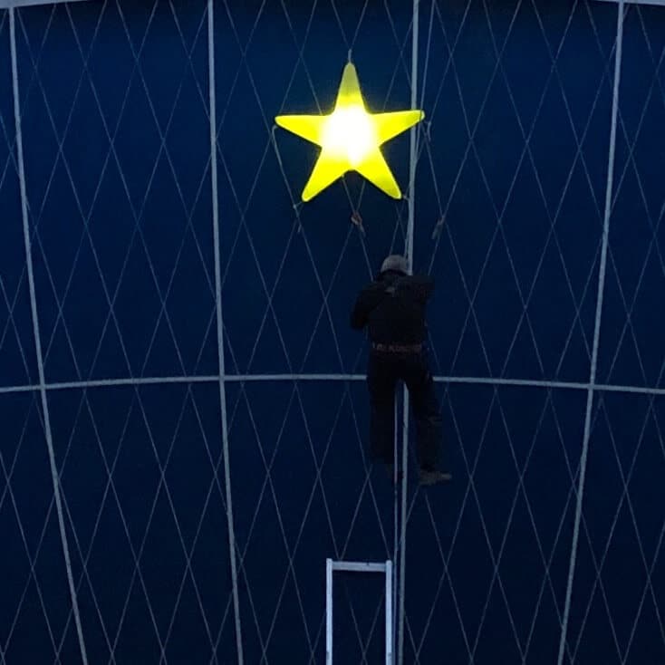 Nahansicht eines Europasterns am Weltballon