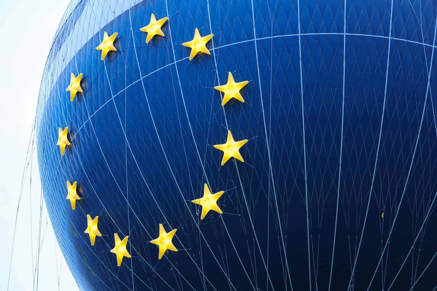 Arbeitgeber&shy;verband Gesamtmetall - Europaballon
